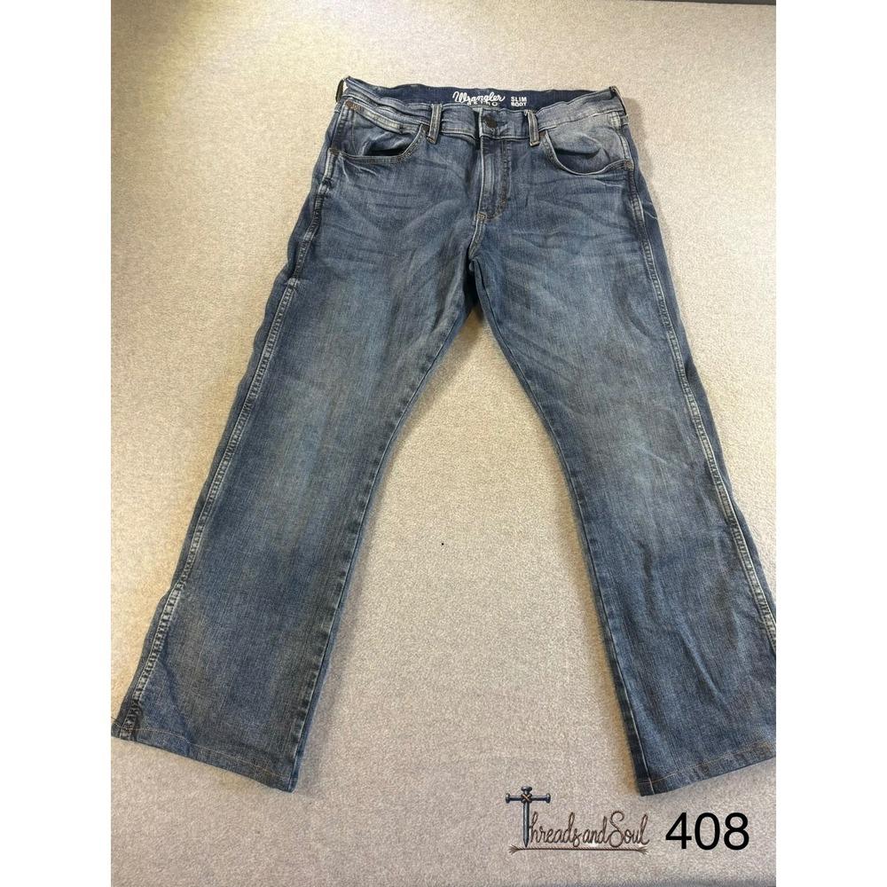 Wrangler Retro Slim Boot Jeans Mens 32x30 Medium Wash Denim 1077MWZGL